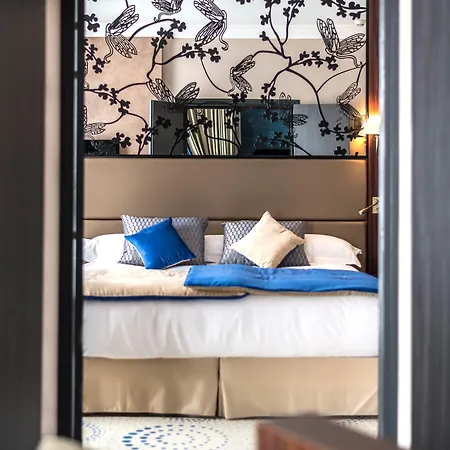 Hotel Regina Experimental