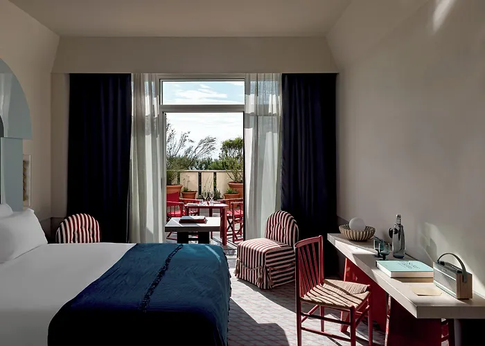 Regina Experimental 5*